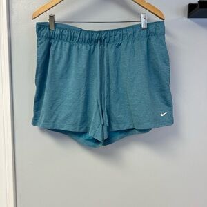 Nike Women's Teal Athletic Dri Fit Shorts.   Sz XL